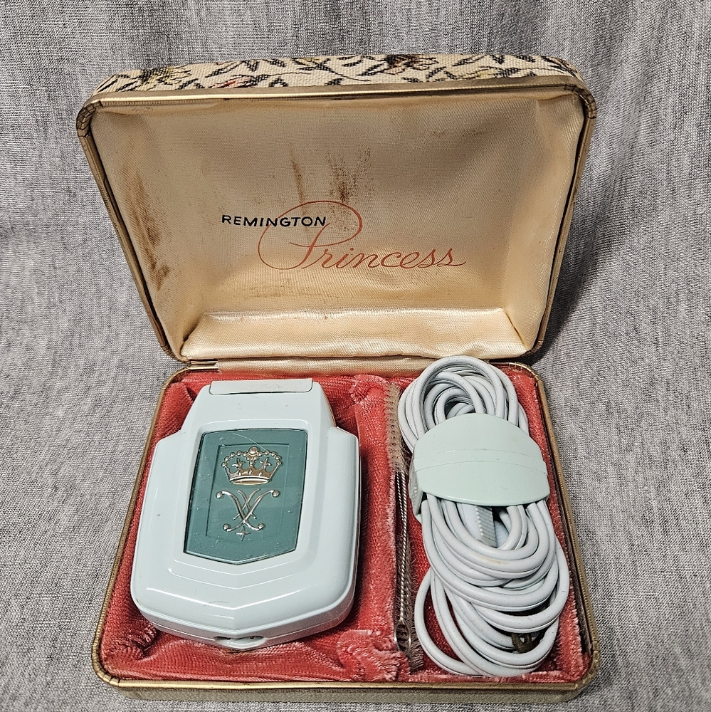 Vintage Ladies 50s Remington Princess 60s Razor Women's Retro Shaver